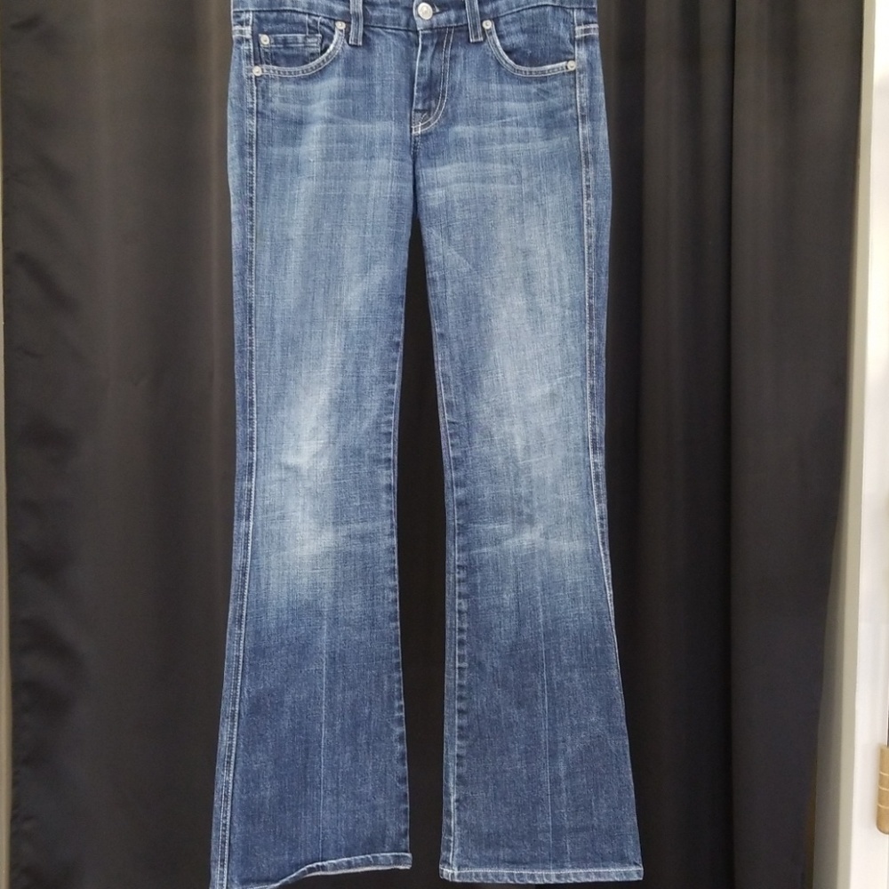 Gently worn SFAM Jean's size 25 WJE2